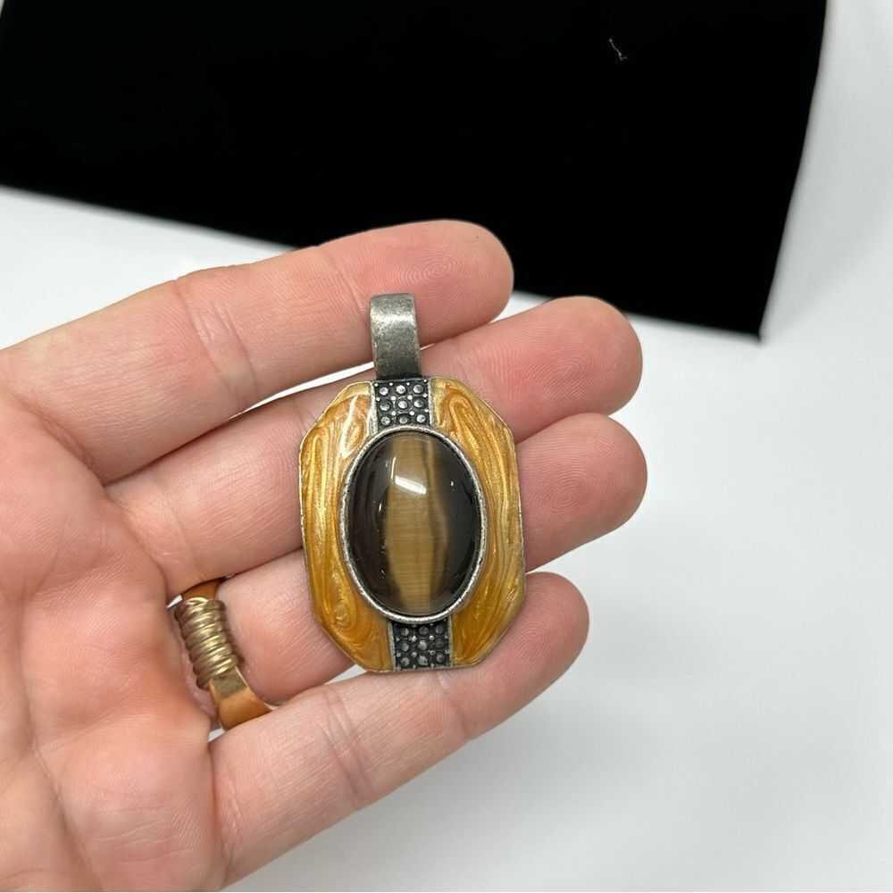 Enamel and tiger eye pendant